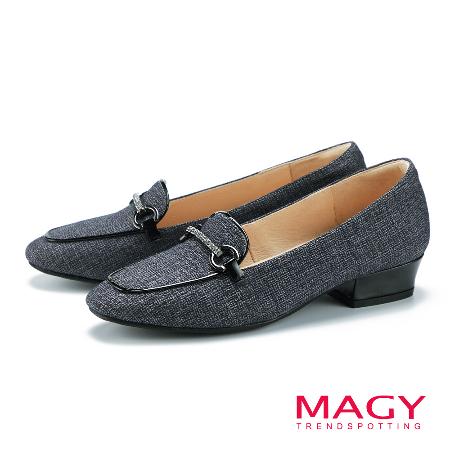 MAGY
馬銜釦布面拼接牛皮樂福鞋