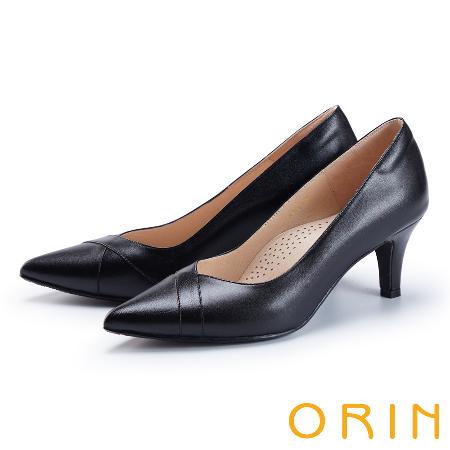 ORIN
斜面縫線真皮高跟鞋