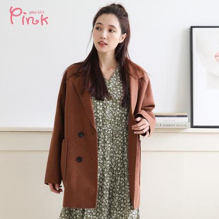 Pink*
毛呢雙排扣大口袋翻領大衣