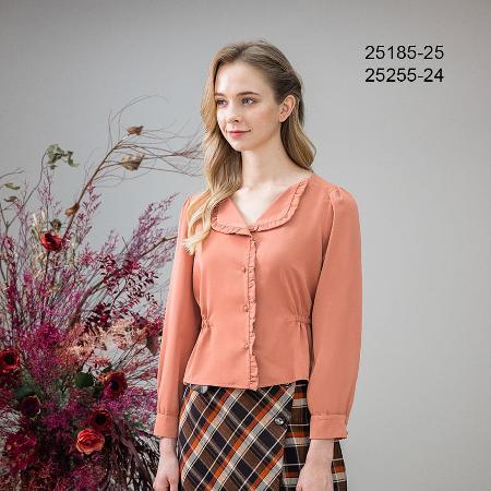 Iris 艾莉詩
復古翻領收腰襯衫