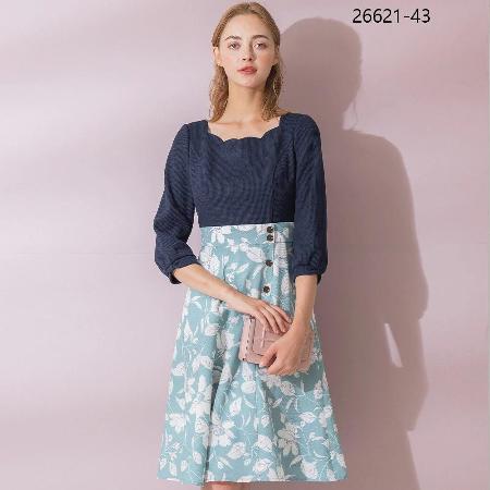 貝殼領花卉剪影連衣裙