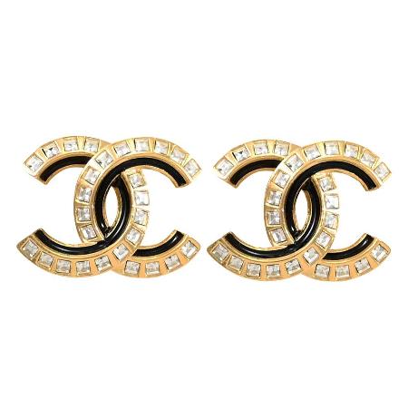 CHANEL
經典水鑽貼耳針式耳環