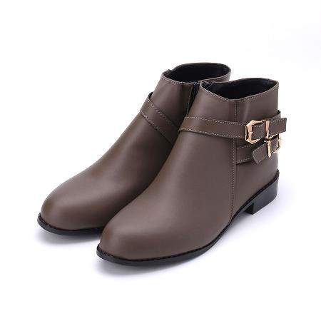 RIN RIN 
特大尺碼金釦拉鍊短靴