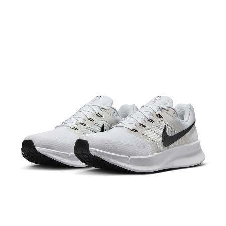 NIKE 男 RUN SWIFT 3跑步鞋-DR2695102