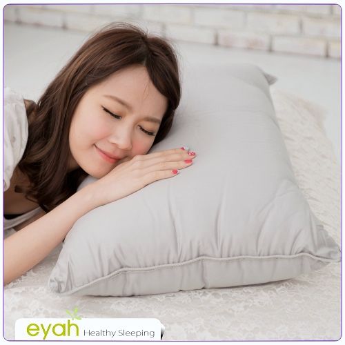【EYAH】100%三合一竹炭纖維枕