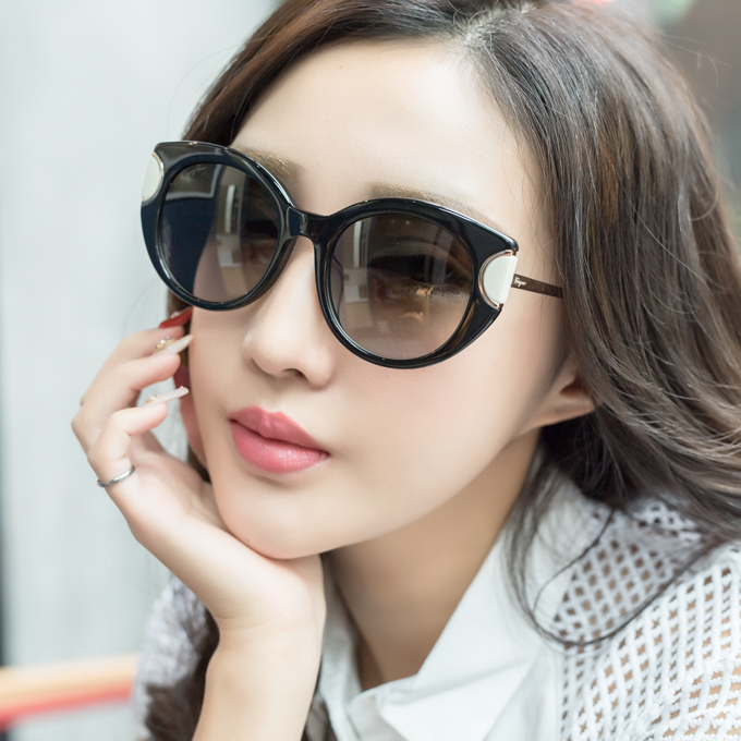 Salvatore Ferragamo 貓眼 太陽眼鏡 